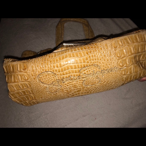 Gold/Yellow Jessica Simpson purse - Picture 2 of 3